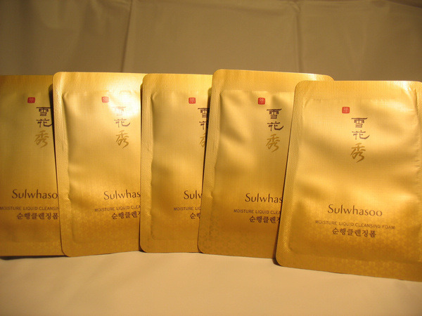 雪花秀 2009年新包裝 順行潔顏泡沫 7ml x 5包 