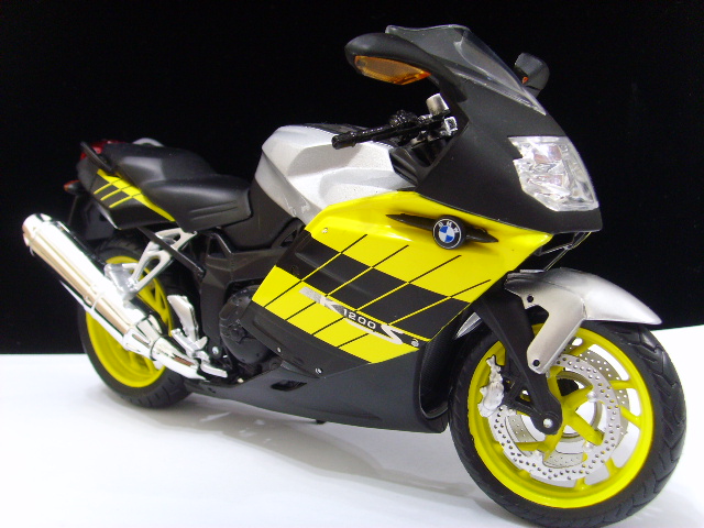 寶馬K1200S電單車模型 - 黄黑色 