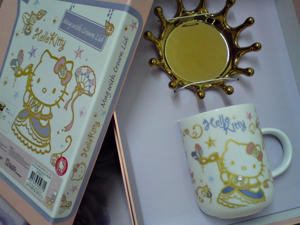 限量版Hello Kitty陶瓷杯+皇冠杯蓋 