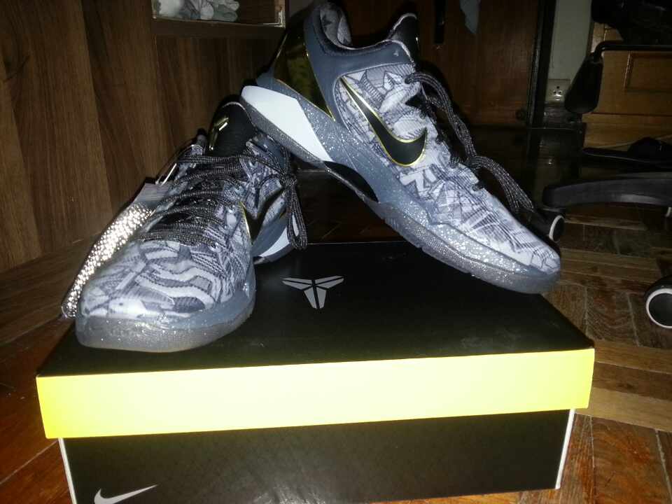 NIKE ZOOM KOBE VII SYSTEM PRELUDE 